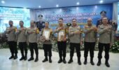 Kapolda Metro Jaya Beri Penghargaan untuk Polisi Inspiratif yang Dirikan Sekolah Bagi Anak Pemulung di Kembangan