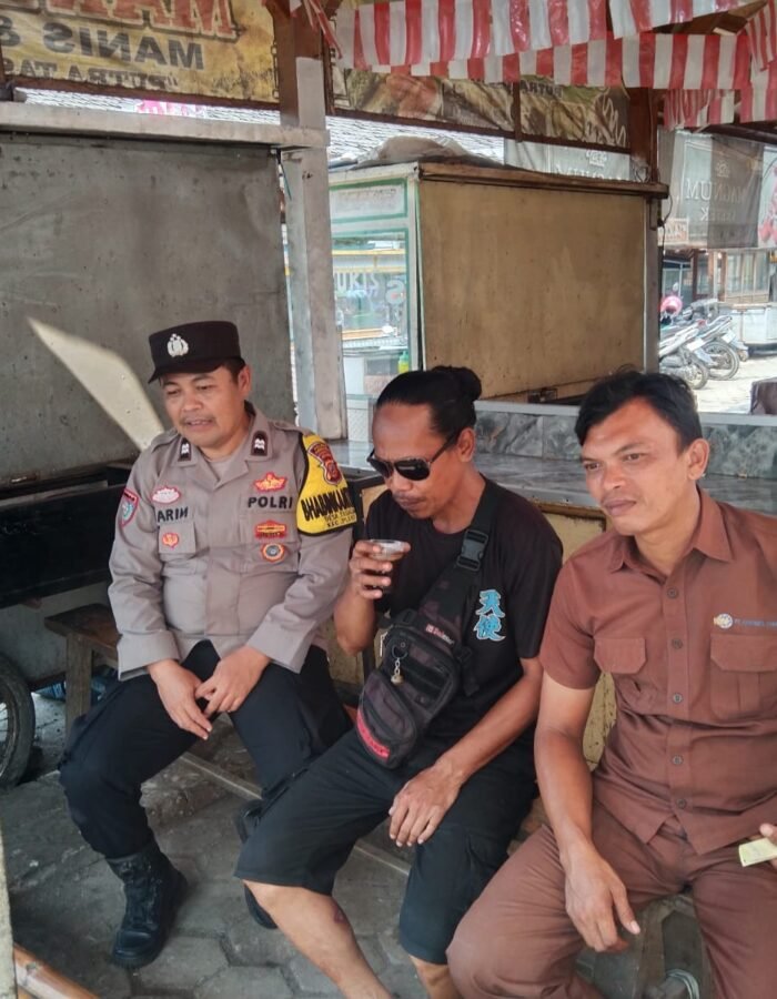 Lakukan Silaturahmi Kamtibmas, Polsek Plered Ajak Masyarakat Jaga Keamanan Wilayah