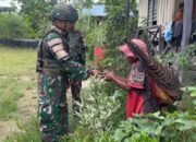 Satgas Yonif 521/DY Jalin Keakraban Melalui Pembinaan Teritorial