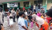 Polres Lumajang Lakukan Trauma Healing, Anak – anak Pengungsi Semeru Kembali Ceria