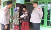 Kapolres Pasuruan Salurkan Bantuan Sosial untuk Warga Terdampak Puting Beliung di Kejayan