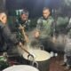 TNI AD Operasionalkan Dapur Lapangan di Aceh dan Sumbar untuk Bantu Korban Banjir dan Longsor