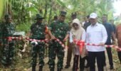 Pemotongan Pita Tandai Peresmian Jalan TMMD ke-126, Wujud Sinergi TNI dan Pemerintah Untuk Kesejahteraan Rakyat