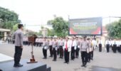 Kapolres Kediri Kota Berikan Penghargaan kepada 53 Personel Berprestasi