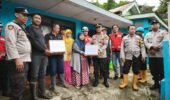Polres Pasuruan Salurkan Bantuan Sosial kepada Keluarga Korban Longsor Tlogosari