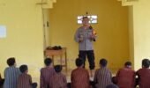 Humanis dan Edukatif, Polsek Gurah Jalankan Program Polisi Pengasuh Siswa