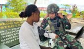 Binter Papua Sehat Satgas Yonif 521/DY Berikan Pelayanan Kesehatan Gratis di Wilayah Pedalaman Papua