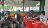 Satgas Yonif 410/Alugoro Pos Jagiro Laksanakan Yankes Gratis Door to Door di Wilayah Perbatasan
