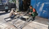 Datangi dan Dekati, Inilah Cara Babinsa Kratonan Motivasi Pelaku UMKM Bengkel Las
