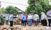 Bupati Pesawaran Tinjau Lokasi Terdampak Puting Beliung di Kecamatan Tegineneng