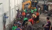 Anggota Satgas TMMD, Ormas, Linmas & Masyarakat Tancap Gas Kerjakan Perbaikan Saluran Air