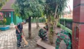 Jelang Ramadhan Perdana 2026, Satgas TMMD ke-127 Bersihkan Sekolah dan Masjid di Desa Gadungan