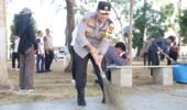 POLDA KEPRI GELAR BHAKTI KEBERSIHAN SAMBUT RAMADHAN 1447 H DI PANTAI OCARINA BATAM
