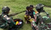 Binter TNI Menyapa Warga, Satgas Yonif 521/DY Anjangsana di Distrik Kobakma