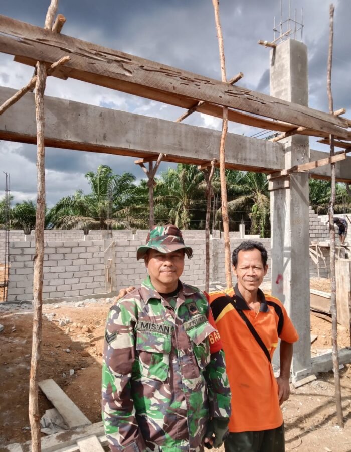 Babinsa Sukamara Dapatkan Apresiasi atas Pengawasan Pembangunan Koperasi Merah Putih