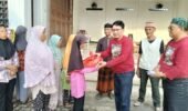 Henry Kurniawan Yuza Ketum Willys Lampung Community Pimpin Langsung Pembagian Baksos di Beberapa Titik.