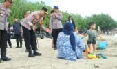Kapolres Gresik Tinjau Pantai Dalegan Pastikan Keamanan Wisatawan