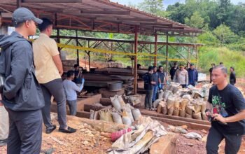 Polri Bongkar Penambangan Ilegal dan Penyelundupan Pasir Timah ke Malaysia, 7 Tersangka Diamankan