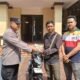 Polsek Tambora Kembalikan Motor Hilang, Warga Penjaringan Ucapkan Terima Kasih Penuh Haru
