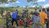 Membina Generasi Muda Papua, Satgas Yonif 521/DY Hadir dalam Acara Kelulusan dan Pelepasan Siswa Kelas XII SMAN di Distrik Eragayam