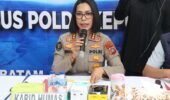 DITRESKRIMSUS POLDA KEPRI BERHASIL UNGKAP KASUS PENYELUNDUPAN BARANG BEKAS IMPOR ILEGAL DARI SINGAPURA