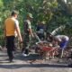 Duka Warga Adalah Duka Kami, Sinergi Babinsa dan Bhabinkamtibmas Bantu Korban Rumah Roboh