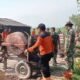 Talud dibangun , Kebersamaan Diperkuat, Babinsa Hadir di Tengah Warga