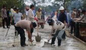 Gotong Royong Bersama Satgas Ops Damai Cartenz, Warga Mimika Rasakan Manfaat Akses Pemakaman yang Lebih Baik