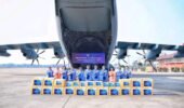 TNI AU PEDULI, KASAU SERAHKAN 46.092 KG BANTUAN UNTUK KORBAN BENCANA DI NTT