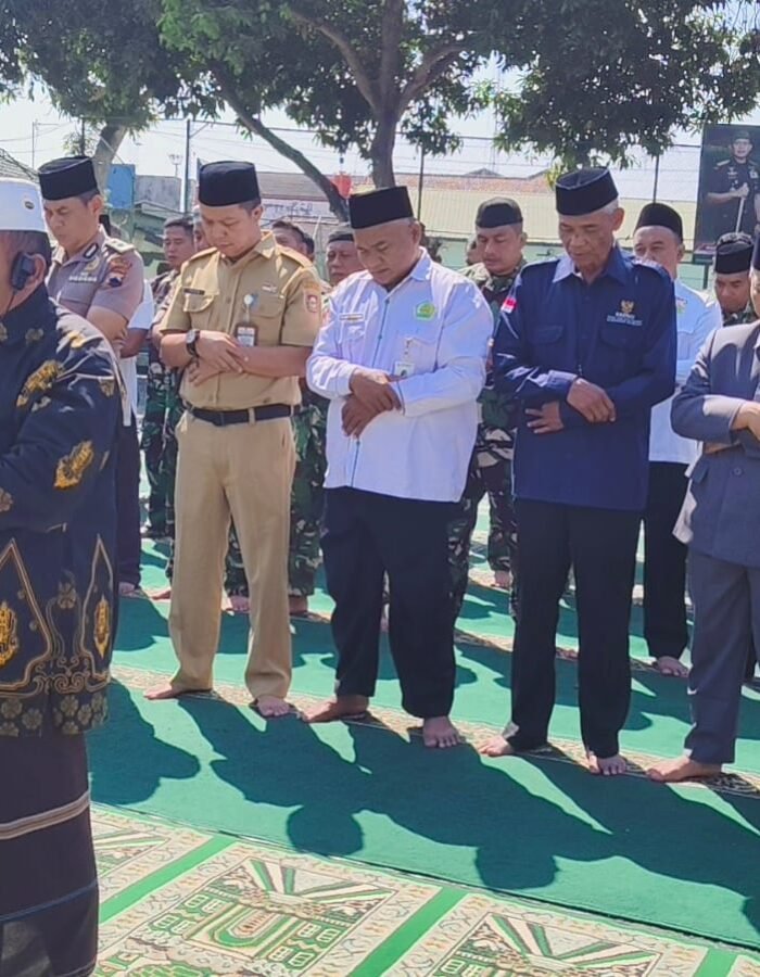 Kemarau Melanda, Kodim Boyolali dan Ratusan Jamaah Bersimpuh dalam Shalat Istisqa, Mohon Hujan dan Keselamatan dari Karhutla