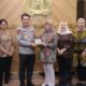 WAKAPOLDA KEPRI TERIMA KUNJUNGAN TIM SEKRETARIAT JENDERAL DPR RI DALAM DISKUSI PEMANTAUAN PELAKSANAAN UU KEIMIGRASIAN