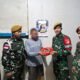 Pendekatan Humanis Satgas Pamtas RI-Malaysia Yonarmed19/Bogani Berbuah Hasil, Warga Perbatasan Sukarela Serahkan 1 Kg Sisik Trenggiling