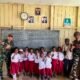 Tingkatkan semangat belajar anak Papua,Satgas Yonif 645/Gty kunjungi SD Inpres Eragayam