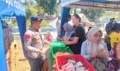 Pelayanan Makanan dan Evakuasi Korban Gempa oleh SAR Korbrimob Polri di Manggarai Timur