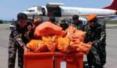 PRAJURIT KORPASGAT HADIR RINGANKAN BEBAN KORBAN PASCA GEMPA NTT
