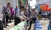 Peringati HUT ke-81 RI, Polres Pasuruan Kota Salurkan Air Bersih untuk Warga Pesisir