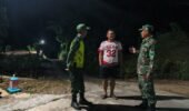 Patroli Malam, Anggota Koramil 18/Girimarto Bersama Linmas Jaga Keamanan Wilayah