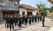 Cetak Generasi Tangguh, Babinsa Koramil 10/Sambi Tanamkan Nasionalisme kepada Santri