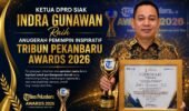 *Ketua DPRD Kabupaten Siak, Indra Gunawan, SE menerima penghargaan Anugerah Pemimpin Inspiratif Kolaboratif Legislatif untuk Pembangunan Daerah dalam ajang Tribun Pekanbaru Awards 2026.