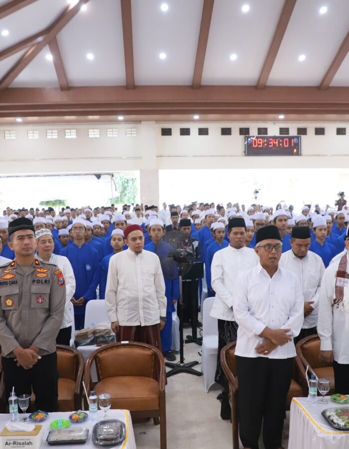 Maulid Nabi dan Haul Ar-Risalah Lirboyo Jadi Momentum Perkuat Sinergi Polisi, Ulama dan Santri