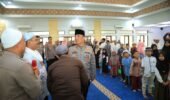 Singgah di Masjid Natabel Jannah, Wakapolri Komjen Dedi Prasetyo Berbagi Santunan dan Jumat Berkah