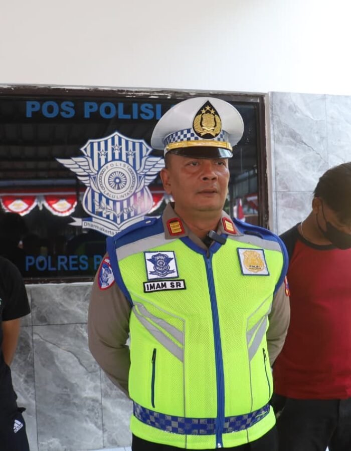 Polres Pelabuhan Tanjung Perak Beri Sangsi Tilang Pengemudi Truk Ugal-ugalan yang Viral di TikTok