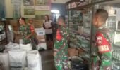 Babinsa Plupuh Cek Stok Pupuk, Pastikan Kebutuhan Petani Terpenuhi