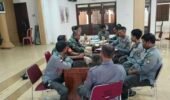 Babinsa dan Bhabinkamtibmas Joyotakan Bina & Evaluasi Kinerja Linmas