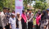 Atasi Krisis Air, Polres Bangkalan Distribusikan 48.000 Liter Air Bersih di Dua Kecamatan