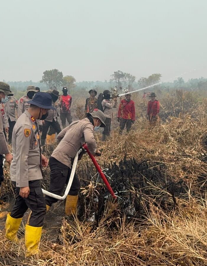 Polda Jambi Gunakan 1.400 Liter Cairan X-Fire untuk Percepat Penanganan Karhutla di Taman Nasional Berbak