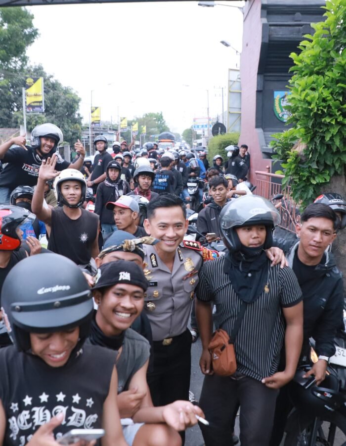 Jaga Kondusivitas Wilayah, Kapolres Kediri Kota Turun Langsung Pantau Penyekatan Arus Balik PSHT