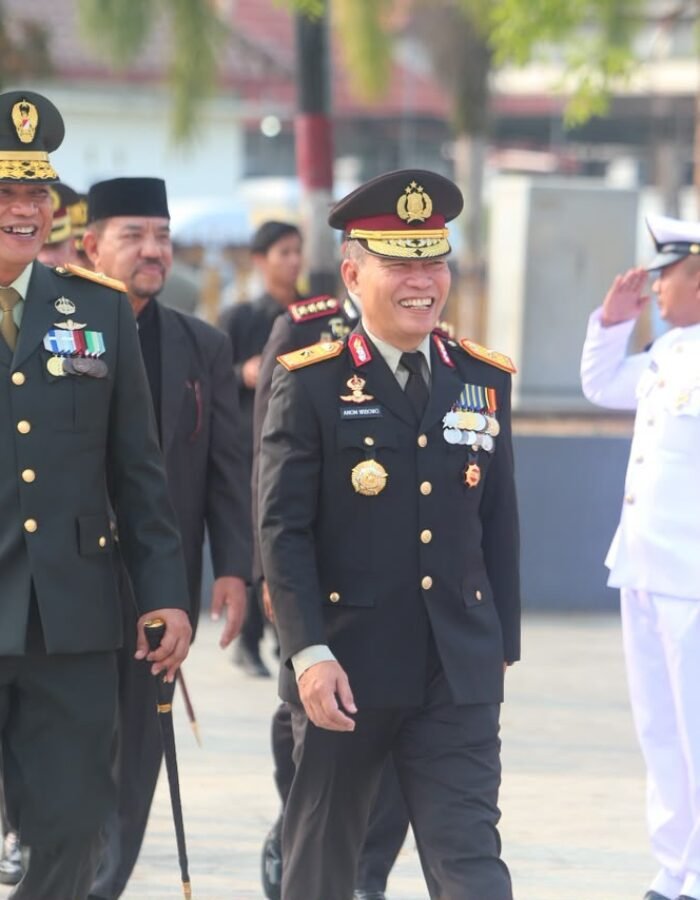 WAKAPOLDA KEPRI HADIRI UPACARA HUT KE-81 TNI DI TUGU SIRIH, TANJUNGPINANG