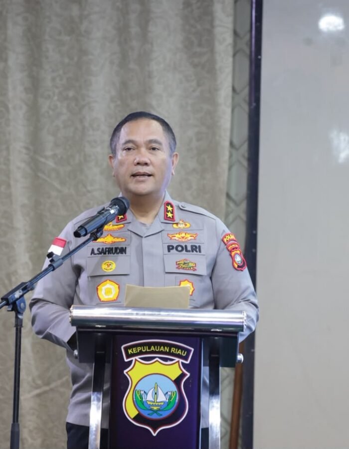 KAPOLDA KEPRI IRJEN POL. ASEP SAFRUDIN DIANGKAT SEBAGAI KABARESKRIM POLRI, DIGANTIKAN IRJEN POL. SUHENDRI