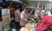 Jumat Keliling Polisi Bersama Masyarakat Polres Blitar Terus Tingkatkan Pelayanan, Hadirkan Beragam kemudahan Layanan dan Sembako murah, Sayur Gratis Kepada Warga